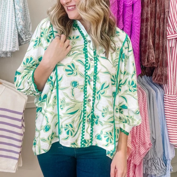 Entro White and Green Floral Wide Sleeve Button Down Shirt - Picture 11 of 11